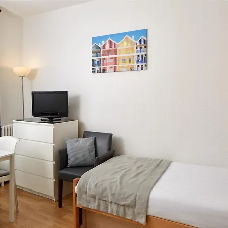 Paris Aparthotel 3*