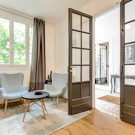 Paris 3*
